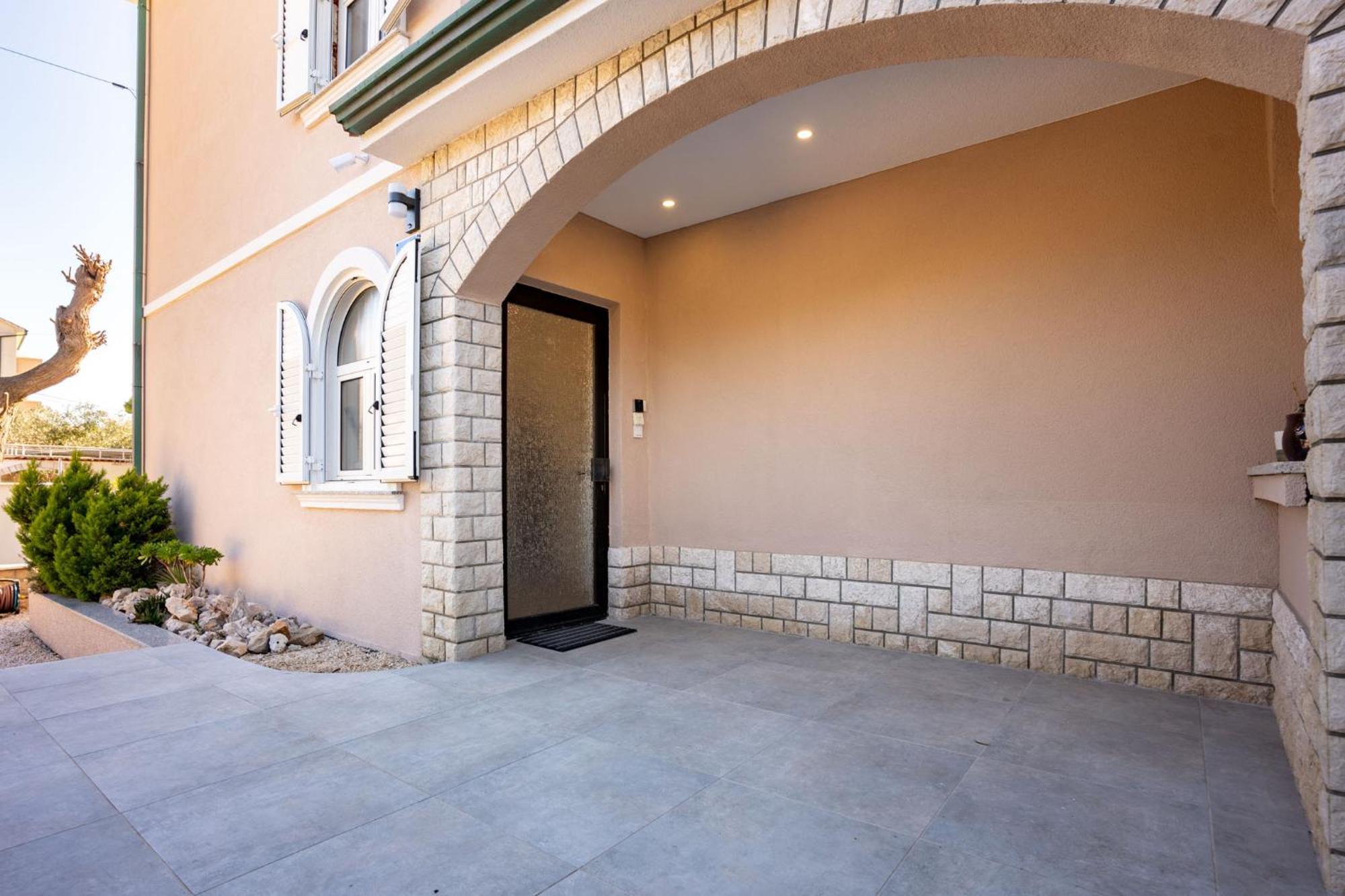 Apartments Casa Barbara Раб Экстерьер фото